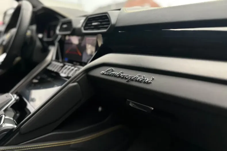 Lamborghini Urus din 2022 cu 37.500 km - oferta LAM237506 - foto 17