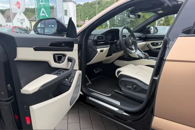Lamborghini Urus din 2023 cu 19.450 km - oferta LAM237508 - foto 11