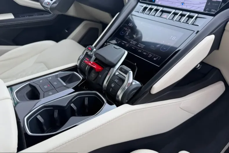 Lamborghini Urus din 2023 cu 19.450 km - oferta LAM237508 - foto 17