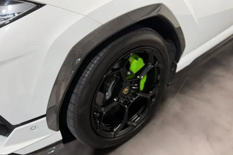 Lamborghini Urus din 2025 cu 14.547 km - oferta LAM237510 - foto 32