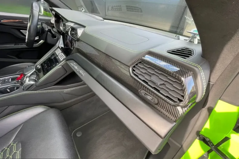 Lamborghini Urus din 2022 cu 69.990 km - oferta LAM237512 - foto 19