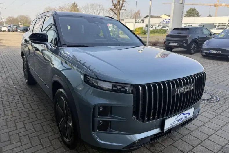 Jaecoo 7 din 2025 cu 2.300 km - oferta JAE237521 - foto 1