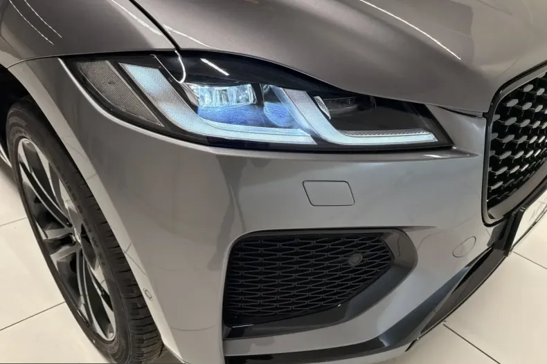 Jaguar F-Pace din 2025 cu 24.650 km - oferta JAG237525 - foto 9