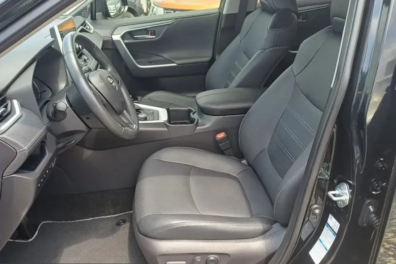 Toyota RAV4 din 2022 cu 84.020 km - oferta TOY237527 - foto 12