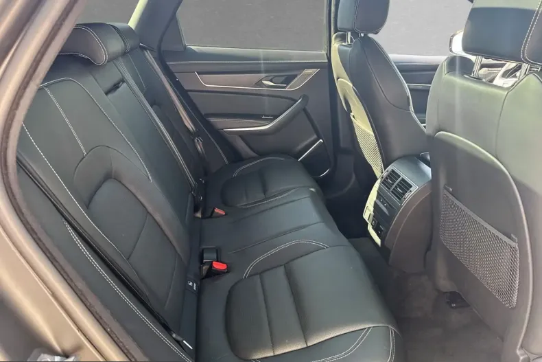 Jaguar F-Pace din 2025 cu 37.566 km - oferta JAG237529 - foto 5