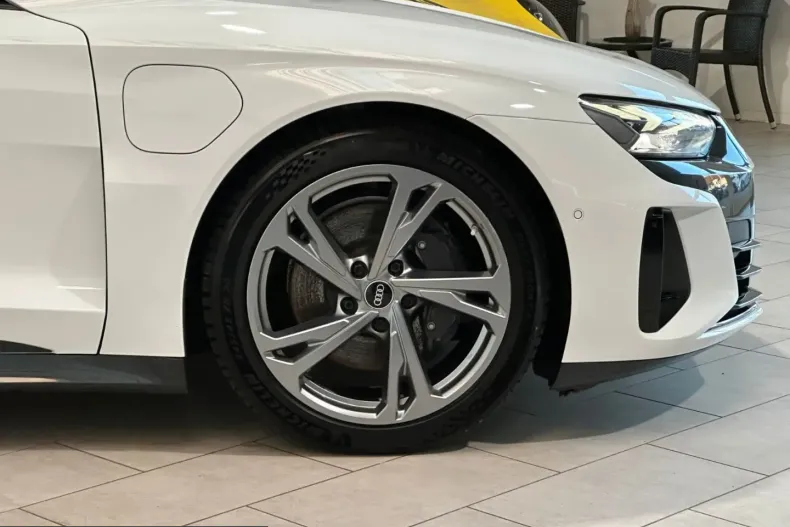 Audi e-tron GT din 2022 cu 91.446 km - oferta AUD237531 - foto 5