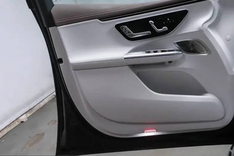Mercedes-Benz EQE SUV (Clasa GLE) din 2025 cu 14.100 km - oferta MER237536 - foto 10