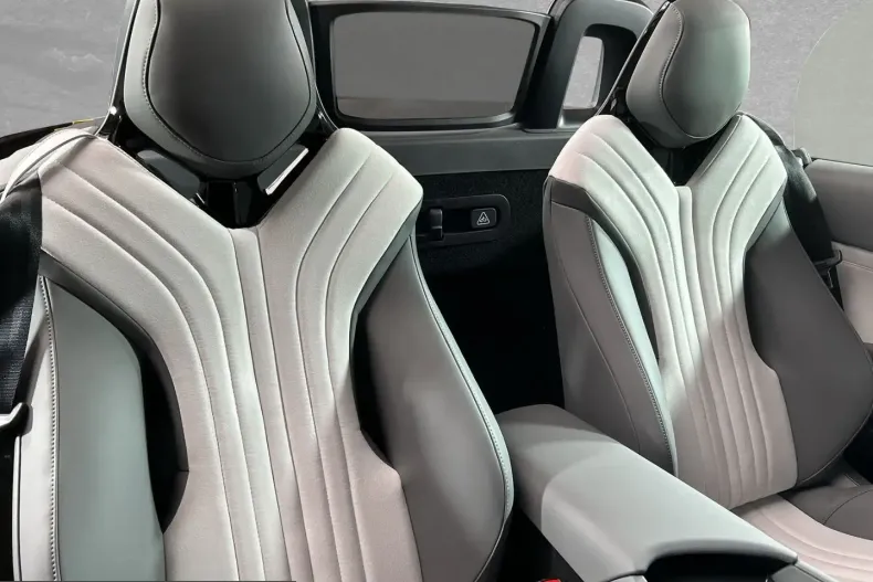 MG Cyberster din 2025 cu 3.500 km - oferta MG0237538 - foto 17
