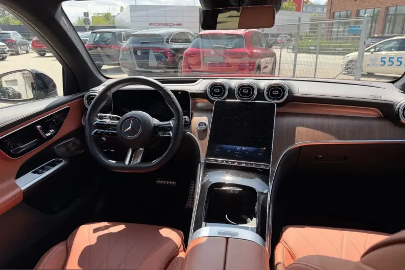 Mercedes-Benz GLC 400 (Clasa GLC) din 2023 cu 74.000 km - oferta MER237540 - foto 21