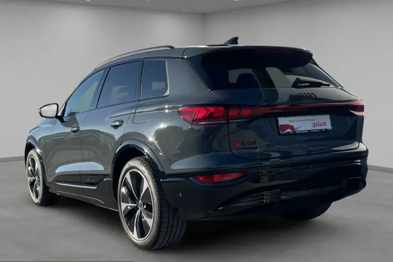 Audi SQ6 din 2025 cu 10.779 km - oferta AUD237541 - foto 2