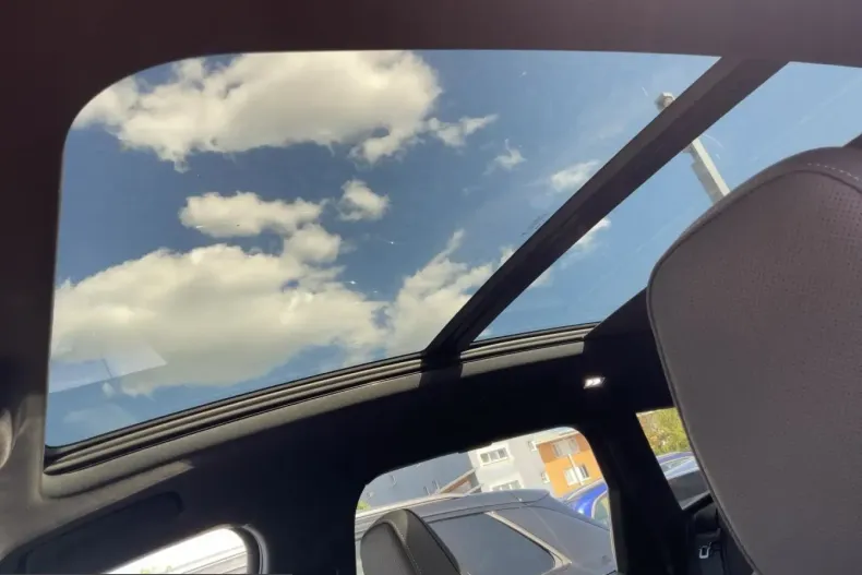 Audi SQ6 din 2025 cu 14.228 km - oferta AUD237542 - foto 18