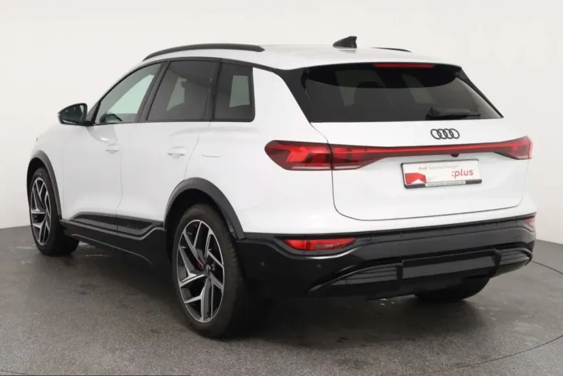 Audi SQ6 din 2025 cu 14.640 km - oferta AUD237544 - foto 3