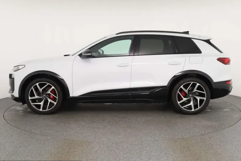 Audi SQ6 din 2025 cu 14.640 km - oferta AUD237544 - foto 4