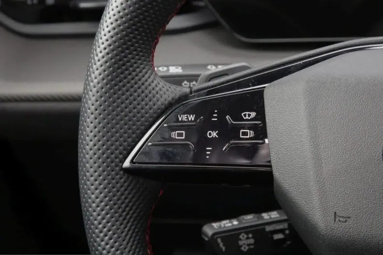 Audi SQ5 din 2025 cu 5.900 km - oferta AUD237545 - foto 17