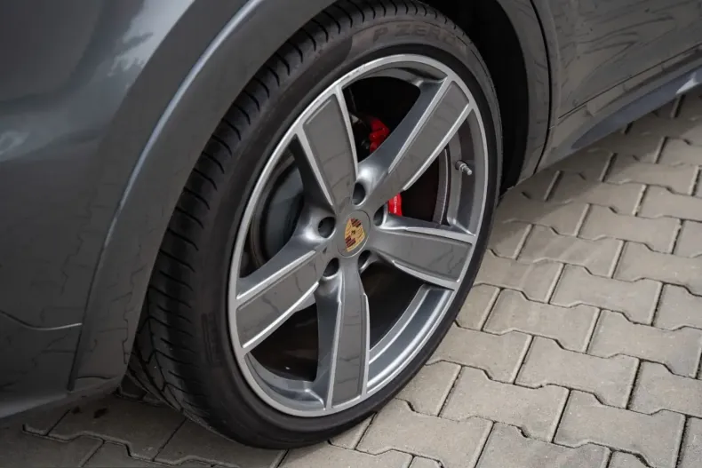 Porsche Cayenne din 2023 cu 9.750 km - oferta POR237550 - foto 19