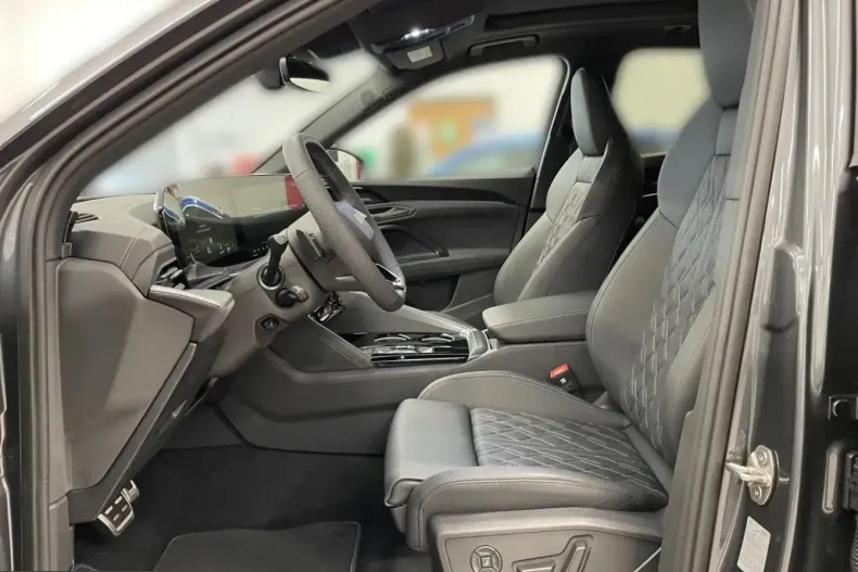 Audi SQ5 din 2025 cu 22.800 km - oferta AUD237553 - foto 10