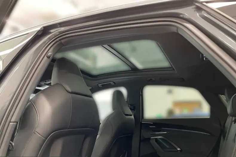 Audi SQ5 din 2025 cu 22.800 km - oferta AUD237553 - foto 15