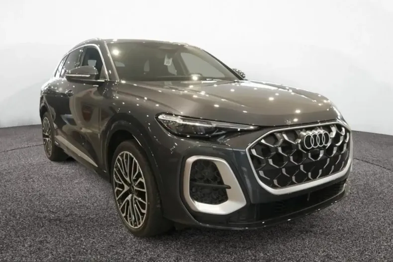 Audi SQ5 din 2025 cu 6.500 km - oferta AUD237554 - foto 2