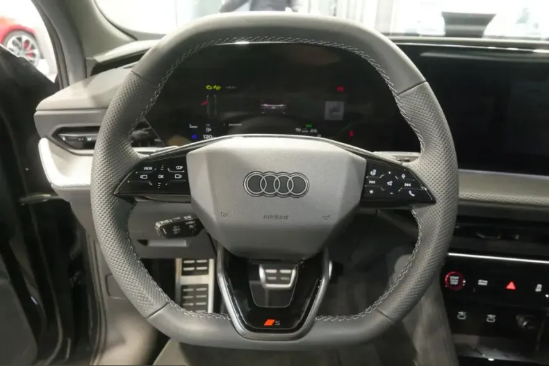 Audi SQ5 din 2025 cu 6.500 km - oferta AUD237554 - foto 10