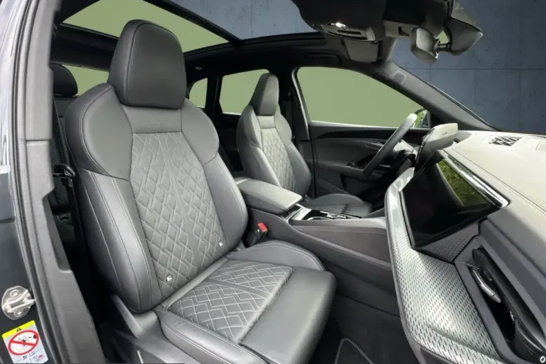 Audi SQ5 din 2025 cu 20.290 km - oferta AUD237555 - foto 14