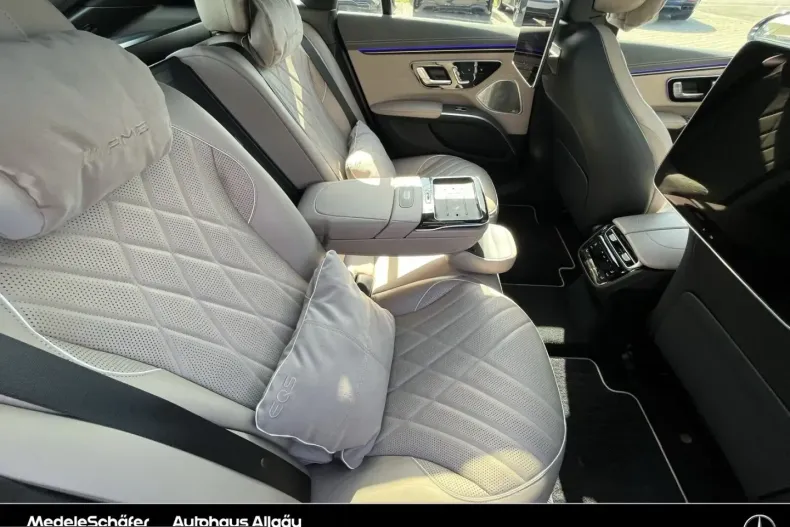 Mercedes-Benz EQS (Clasa S) din 2022 cu 23.414 km - oferta MER237558 - foto 19