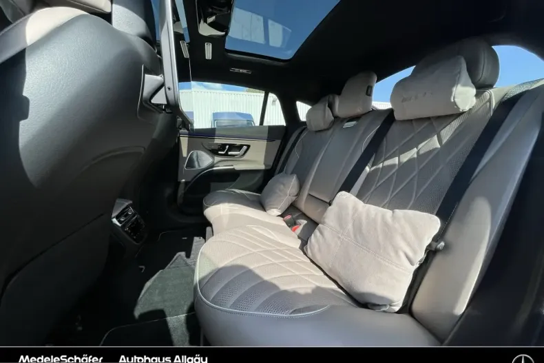 Mercedes-Benz EQS (Clasa S) din 2022 cu 23.414 km - oferta MER237558 - foto 22