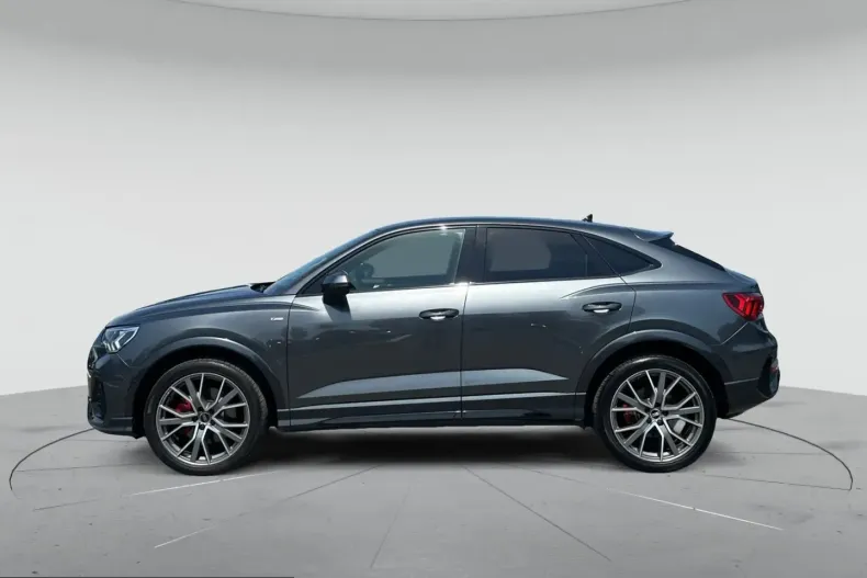 Audi Q3 din 2021 cu 69.898 km - oferta AUD237563 - foto 3