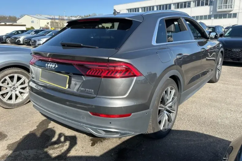 Audi Q8 din 2022 cu 78.000 km - oferta AUD237564 - foto 4