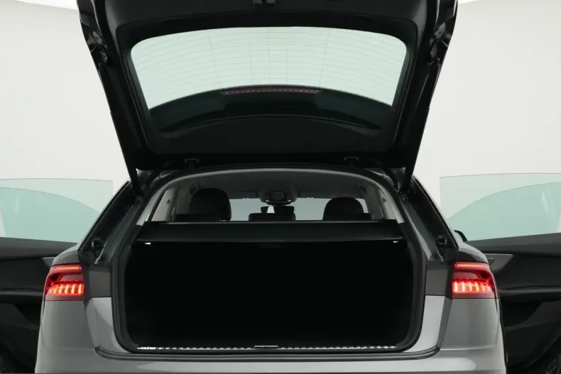 Audi Q8 din 2023 cu 59.305 km - oferta AUD237568 - foto 14