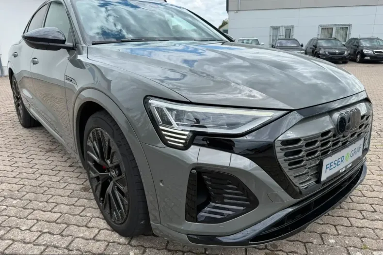 Audi Q8 din 2023 cu 68.700 km - oferta AUD237569 - foto 3