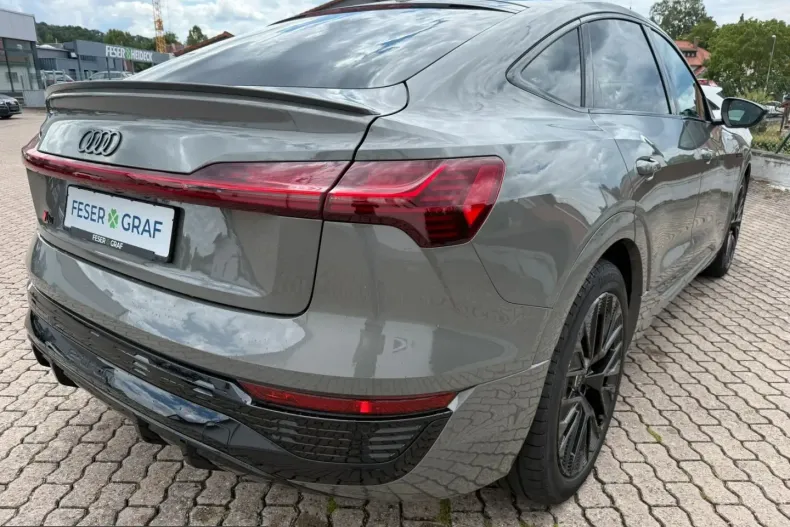 Audi Q8 din 2023 cu 68.700 km - oferta AUD237569 - foto 5
