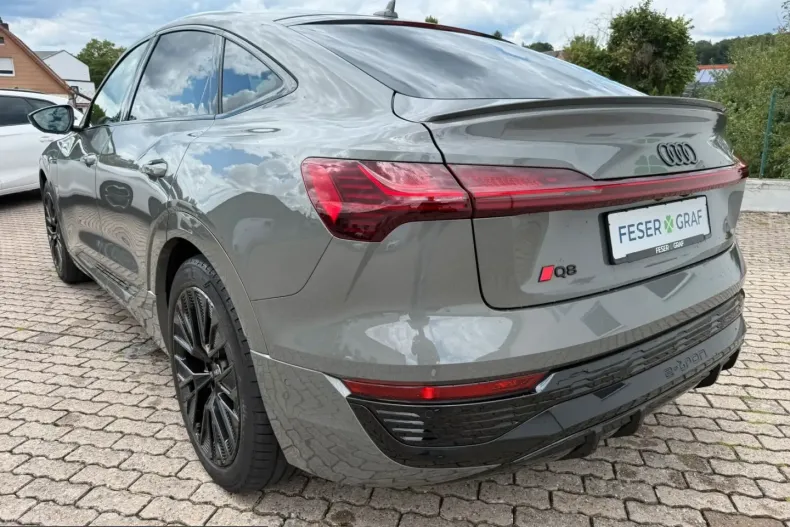 Audi Q8 din 2023 cu 68.700 km - oferta AUD237569 - foto 7