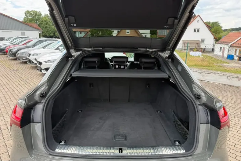 Audi Q8 din 2023 cu 68.700 km - oferta AUD237569 - foto 14