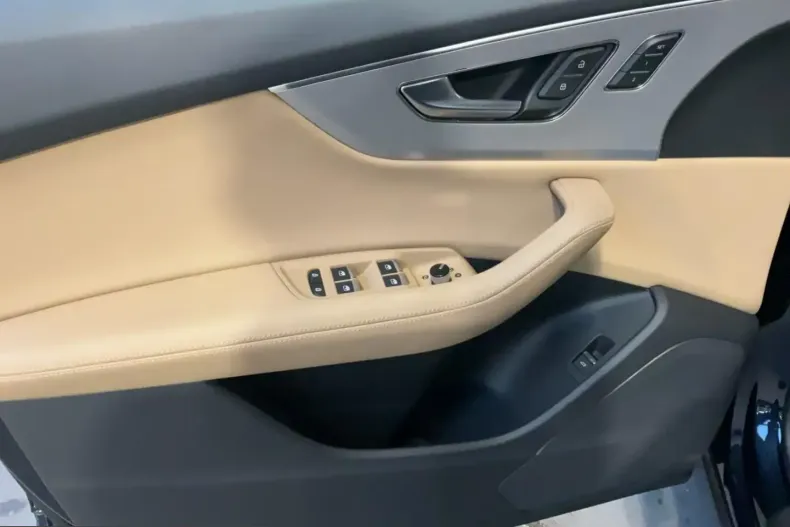 Audi Q8 din 2023 cu 38.352 km - oferta AUD237570 - foto 14
