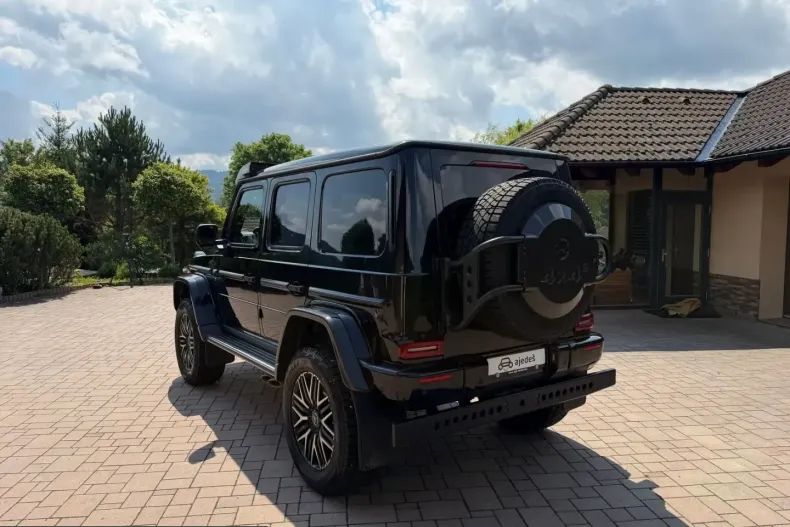 Mercedes-Benz G 63 AMG (Clasa G) din 2023 cu 13.528 km - oferta MER237579 - foto 8