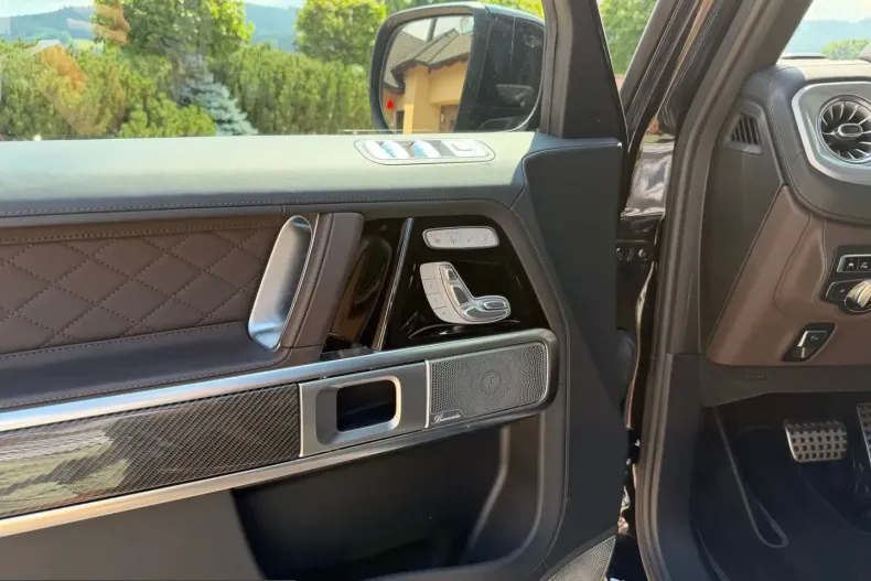 Mercedes-Benz G 63 AMG (Clasa G) din 2023 cu 13.528 km - oferta MER237579 - foto 19