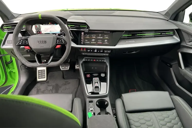Audi RS3 din 2025 cu 3.988 km - oferta AUD237581 - foto 11