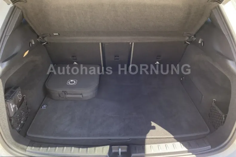 Mercedes-Benz EQA (Clasa GLA) din 2025 cu 3.620 km - oferta MER237592 - foto 4