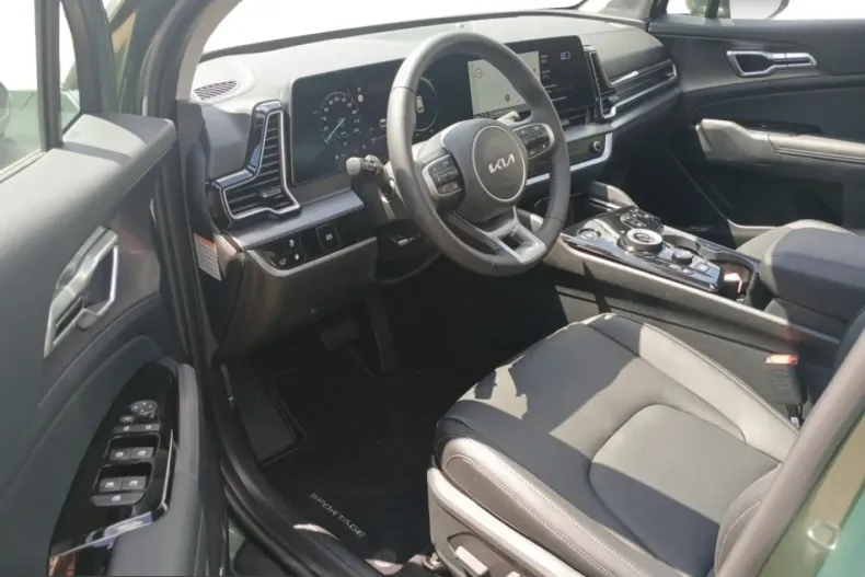 Kia Sportage din 2025 cu 16.270 km - oferta KIA237597 - foto 8