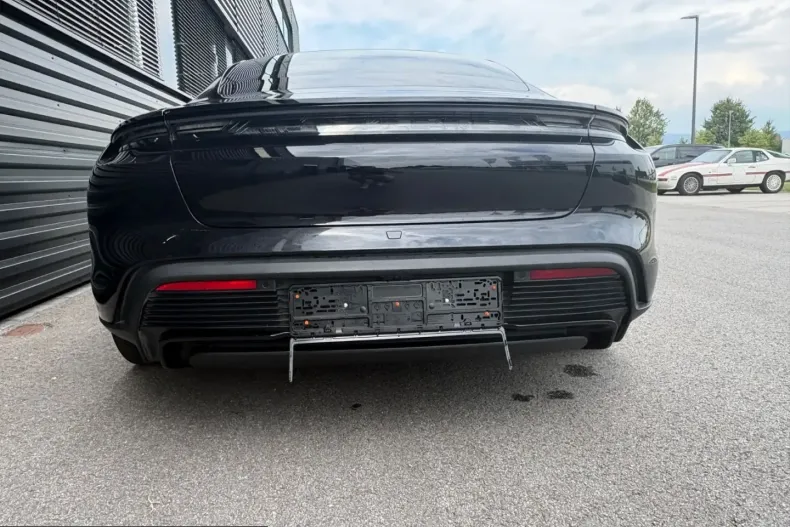 Porsche Taycan din 2023 cu 36.700 km - oferta POR237598 - foto 5