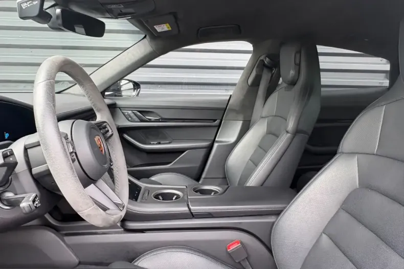 Porsche Taycan din 2023 cu 36.700 km - oferta POR237598 - foto 18