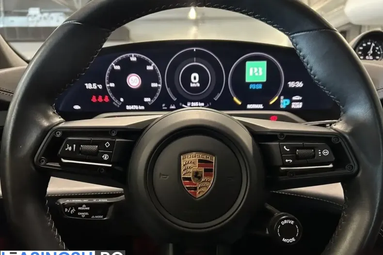 Porsche Taycan din 2023 cu 36.570 km - oferta POR237599 - foto 7