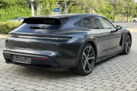 Porsche Taycan din 2023 cu 32.900 km - oferta POR237603 - foto 4