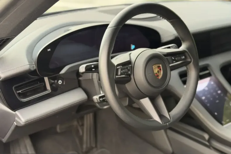 Porsche Taycan din 2023 cu 32.900 km - oferta POR237603 - foto 10