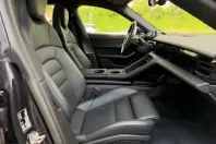 Porsche Taycan din 2023 cu 32.900 km - oferta POR237603 - foto 17