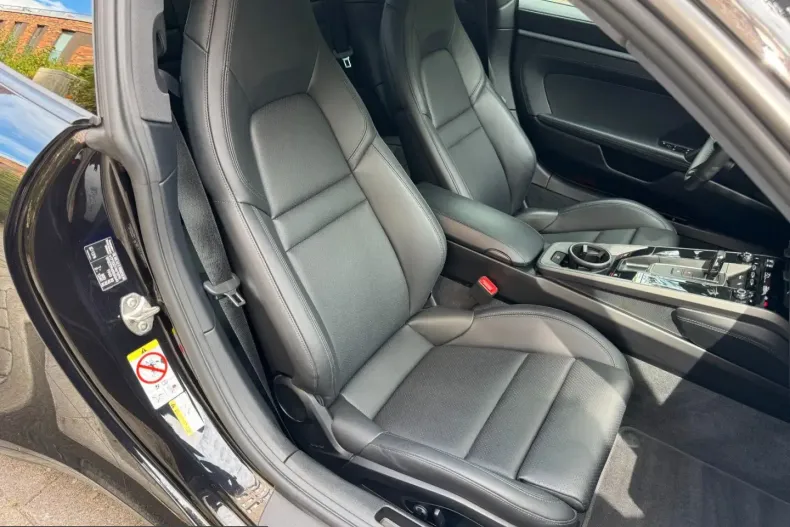 Porsche 992 din 2025 cu 19.990 km - oferta POR237611 - foto 12