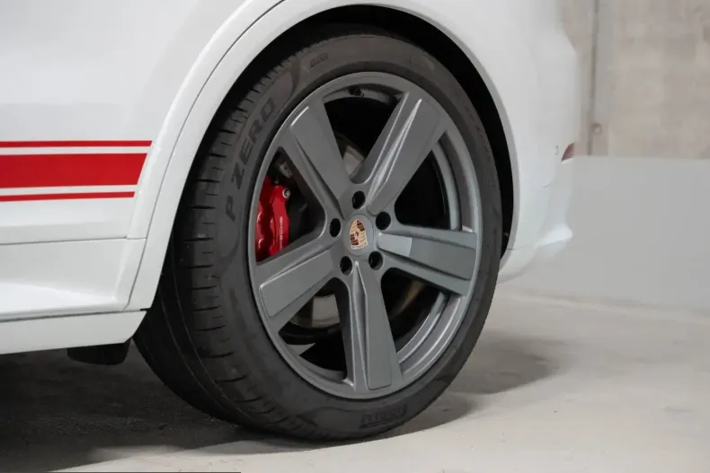 Porsche Cayenne din 2025 cu 19.600 km - oferta POR237613 - foto 15