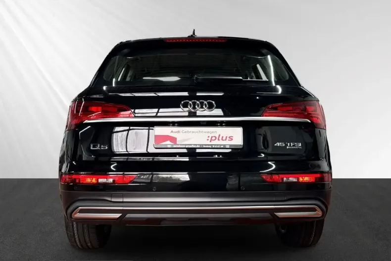 Audi Q5 din 2022 cu 44.700 km - oferta AUD237632 - foto 4
