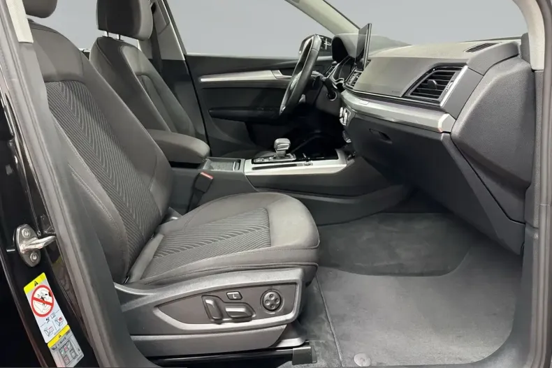 Audi Q5 din 2022 cu 44.700 km - oferta AUD237632 - foto 9