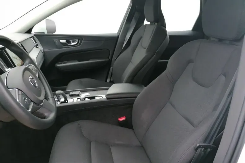 Volvo XC60 din 2022 cu 26.961 km - oferta VOL237638 - foto 12